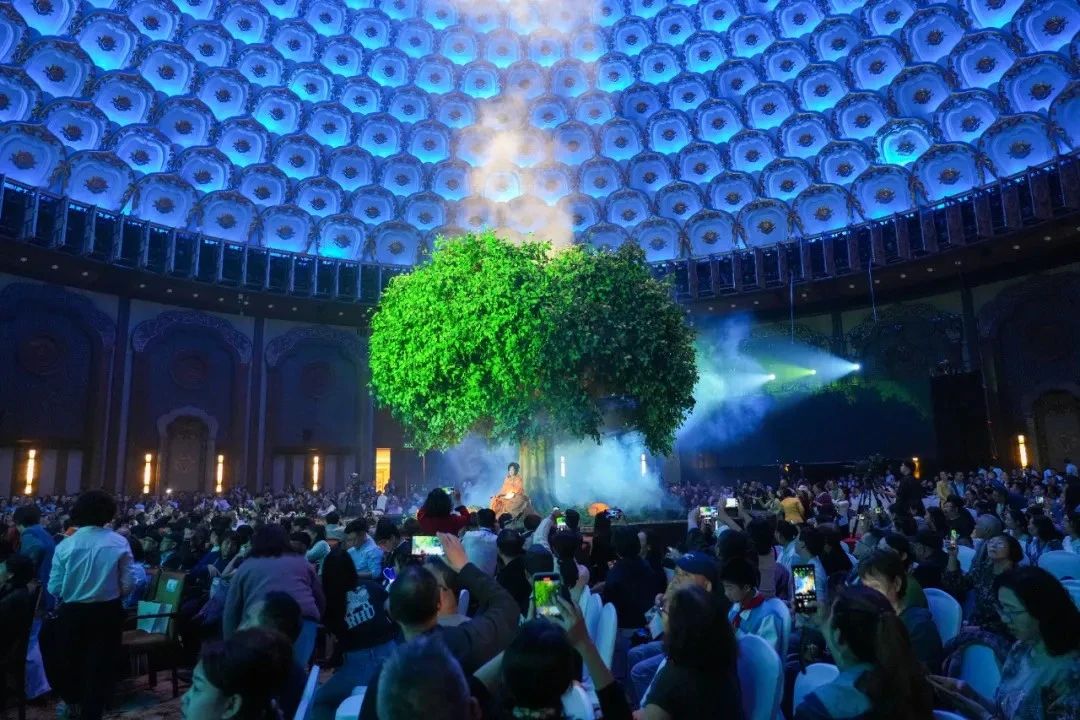 一場(chǎng)聲音的革命來(lái)襲|音王集團(tuán)旗下“CADAC國(guó)際先進(jìn)HOA沉浸聲”魅力盛放2024海峽兩岸公益慈善音樂會(huì) 一場(chǎng)聲音的革命來(lái)襲|音王集團(tuán)旗下“CADAC國(guó)際先進(jìn)HOA沉浸聲”魅力盛放2024海峽兩岸公益慈善音樂會(huì)