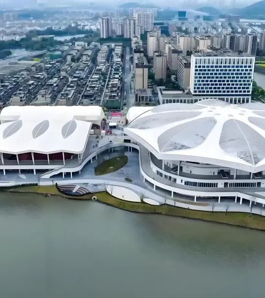 湖州國際網(wǎng)球中心 | 從紅土到天籟，音王擴聲系統(tǒng)護航國際賽事